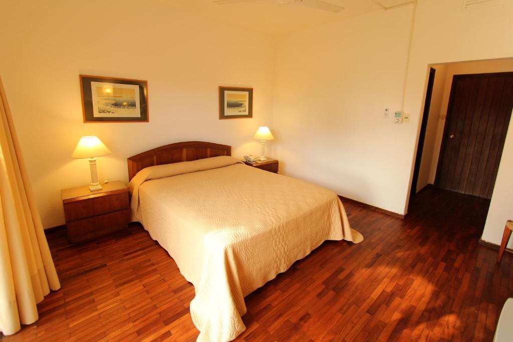 Hotel Terraza Del Mar Punta Ballena Room photo