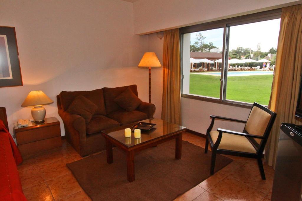 Hotel Terraza Del Mar Punta Ballena Exterior photo